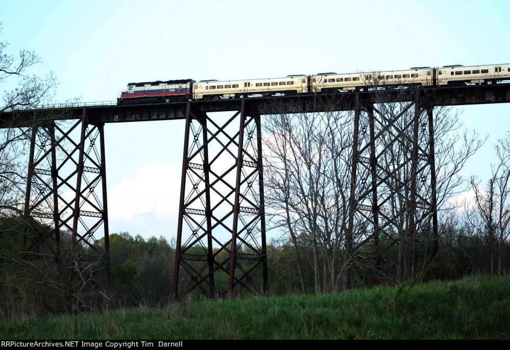 MNCW 4900 on Moodna viaduct